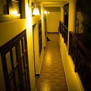 2* Hotel Makam Residency
